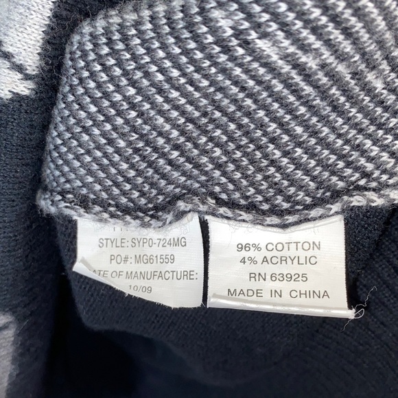 Men's V-Neck Argyle Sweater - Black, Gray, and White - Picture 13 of 16